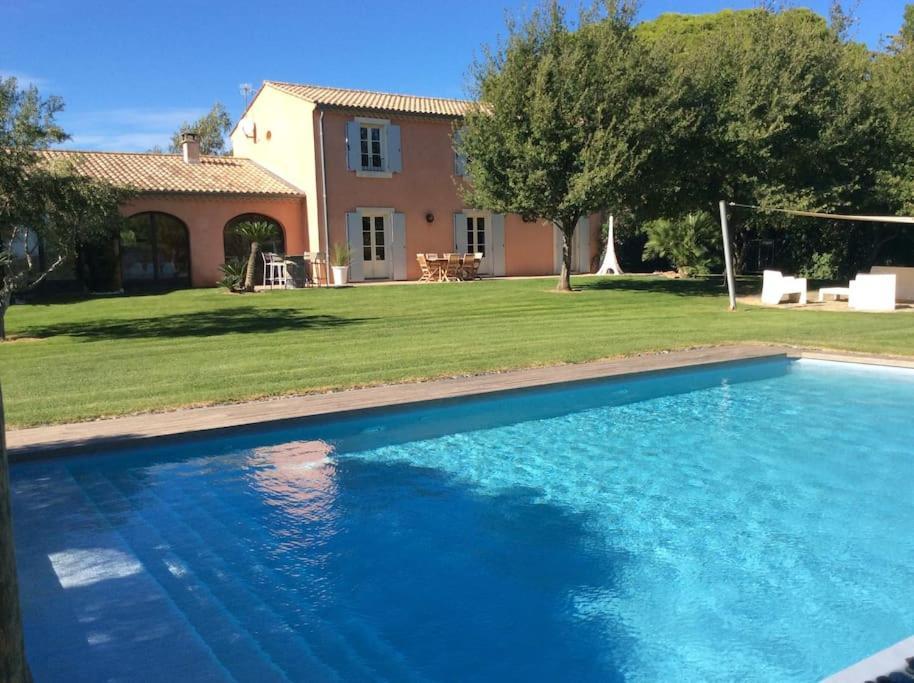 Bastide Languedocienne De Standing - Pezenas Le Clos De L'Amandier Exterior photo